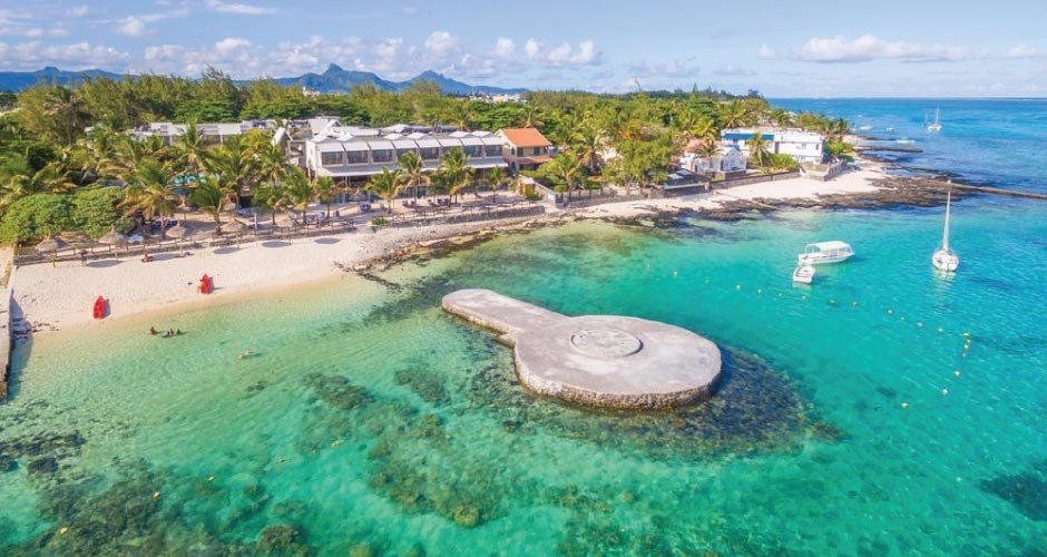 Le Peninsula Bay Beach Resort & Spa